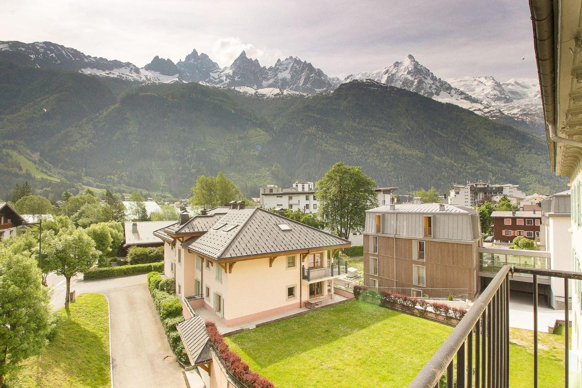 Maison Emile Devouassoud Chamonix Exterior photo